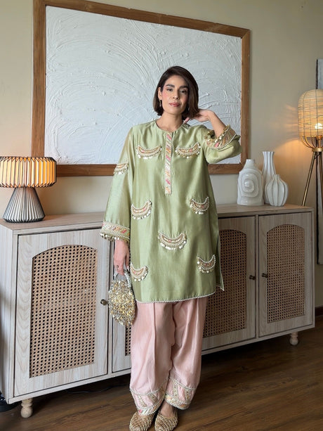 CHAI SET